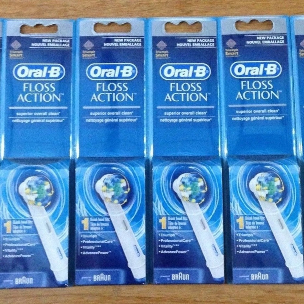 Oral-B Floss Action Electric Toothbrush Replacement Heads - Blue